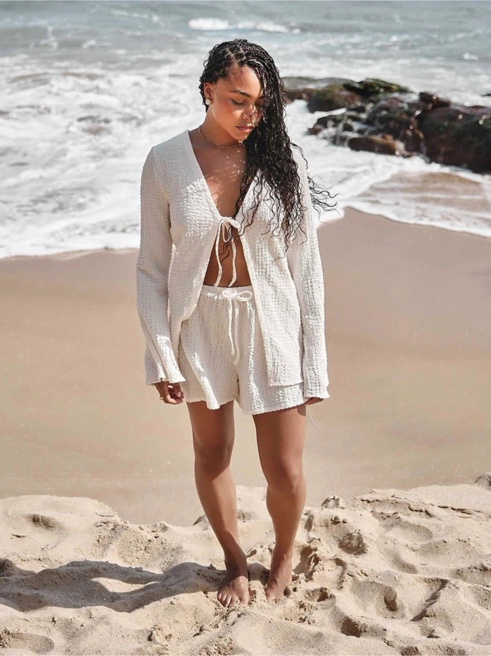 4TH & RECKLESS X LOZ VASSALLO LANAI CRINKLE LINEN BEACH SHORTS – OFF WHITE – SIZ